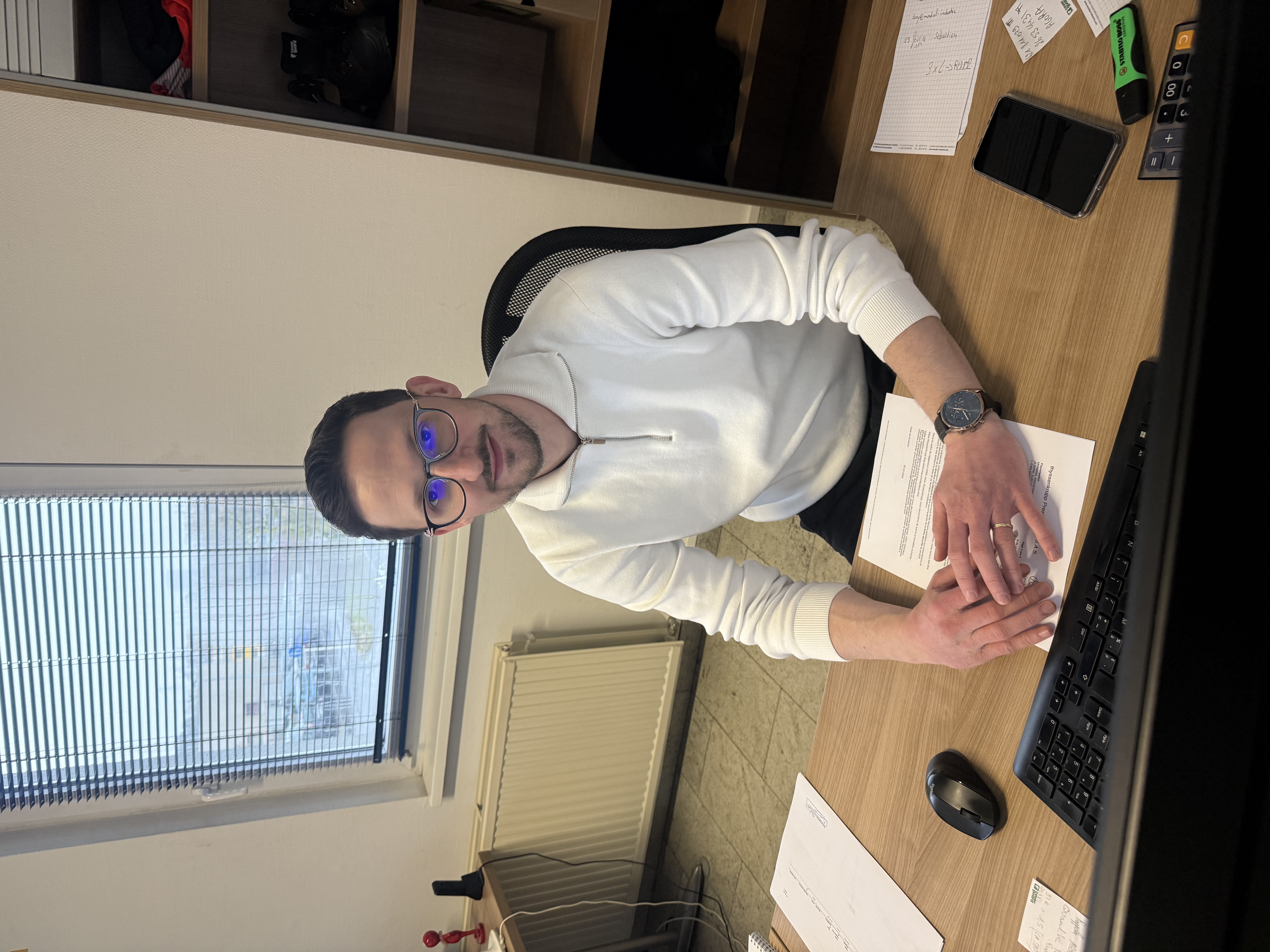 L’intérim, vu par ceux qui le vivent.